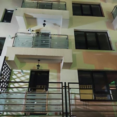 شقة Bya Luxury Valea Lupului  المظهر الخارجي الصورة
